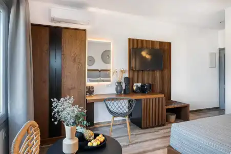 Volcanic Arc Suites - 70
