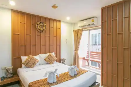 Lotus Patong - 29