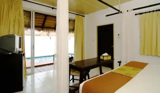 Lawana Escape Beach Resort - 34