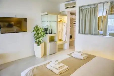 Alia suites and spa - 40