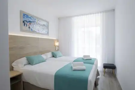 ApartCYE Holiday Centre - 5