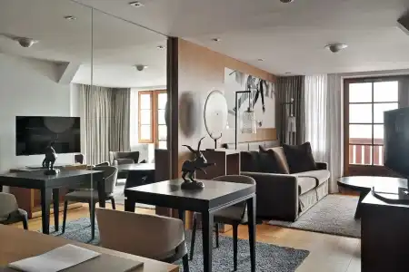 Hôtel Le Strato - 88
