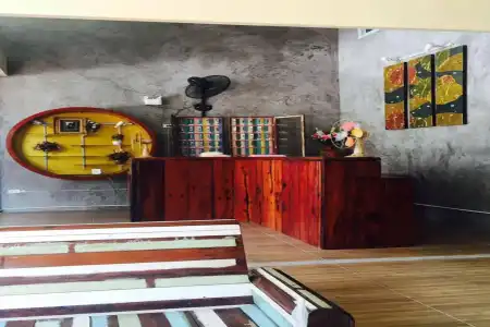 Phangan Barsay Hostel - 1