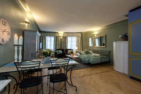 Black Star Suites - 1