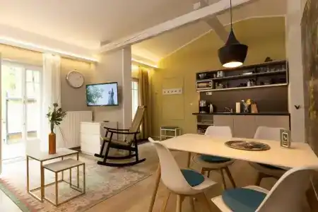 Little Suite Apartments - 54