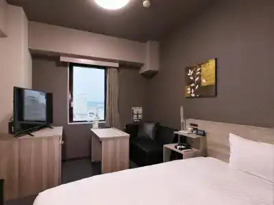 Route Inn Toyama Ekimae - 19