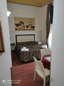 Florence Room - 26