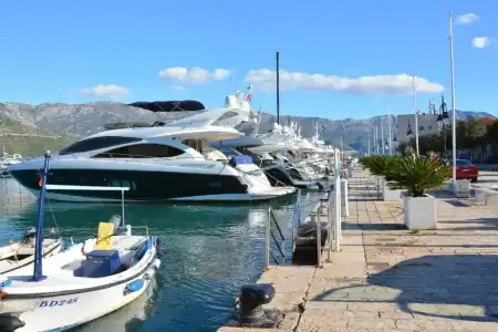 Montenegro Backpackers Home Budva - 15