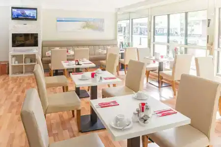 am Kieler Schloss Kiel by Premiere Classe - 20