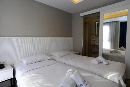 Sel Suite - 1