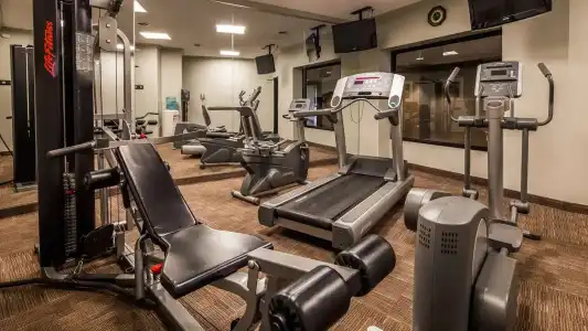 Best Western Plus Guildwood Inn - 21