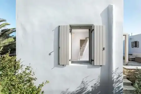 White Tinos Luxury Suites - 166