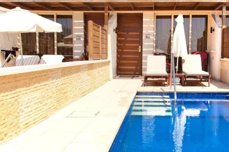 Alexander the Great Beach - 135