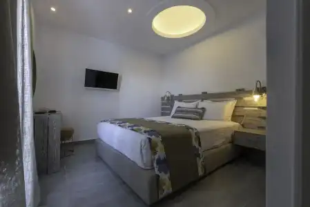 Caldera's Dolphin Suites - 45