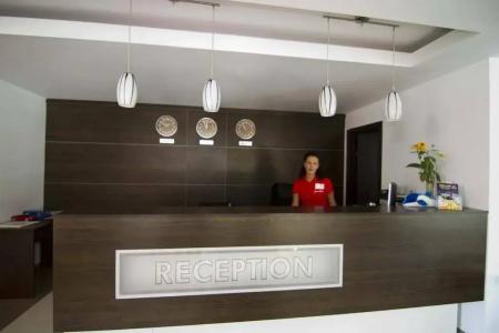 Salena Plaza - 19