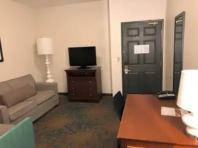Best Western Erie Inn & Suites - 46