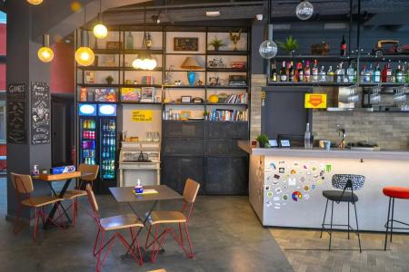 Athens Hub Hostel - 14