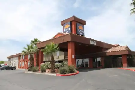 Sunrise Inn - 36
