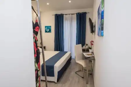 B&B Elegance - 100