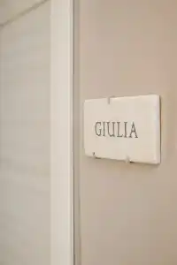 The Roman Empire Guesthouse - 126
