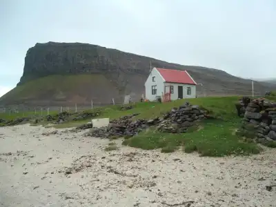 Hænuvík Cottages - 44