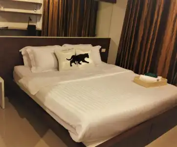Bed by City Surawong-Patpong - 2