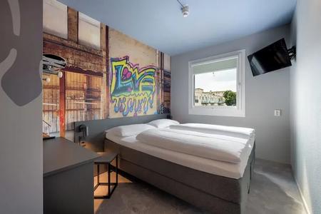 Felix Darmstadt - 13