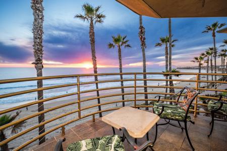 Pacific Terrace - 151