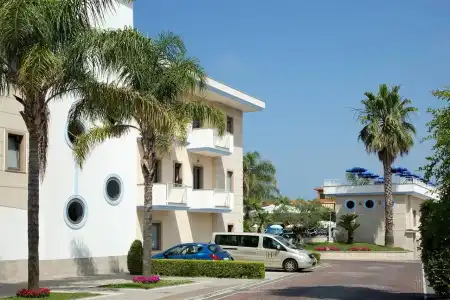 Première Pool & Resort - 23