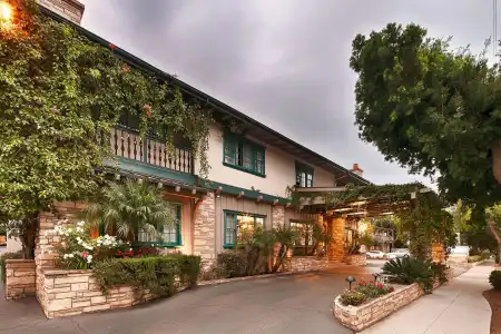Best Western Plus Santa Barbara - 26