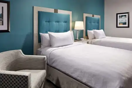 Homewood Suites by Hilton Long Beach Airport - 2