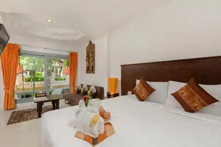 Club Bamboo Boutique Patong Beach Resort - 380