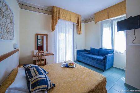 River Fronte Mare Con Piscina - 53