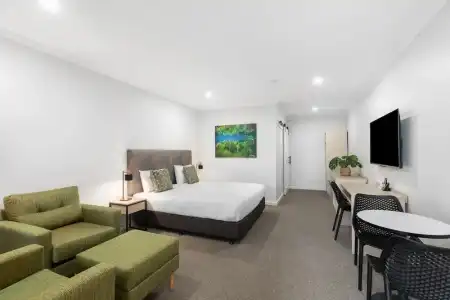 Quality Inn Presidential - 52