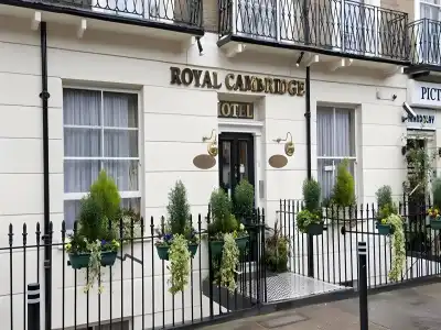 Royal Cambridge - 13