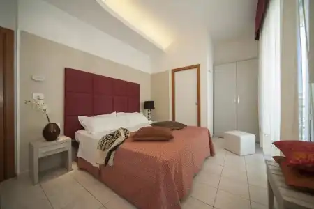 Stella d'Oro - 98