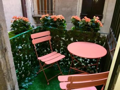 Romantic Escapade in Venice - 38