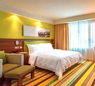 Hampton by Hilton Warsaw City Centre - 9