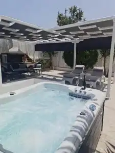 Zoumis Residence - 201