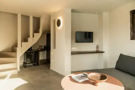 Black Diamond Suites - Adults Only - 48