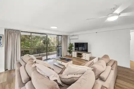 Gemini Court Holiday Apartments - 282