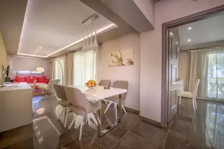 Koukounaria & Suites - 121