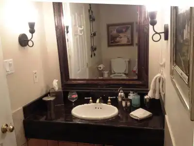 The Stone Hedge B&B - 28