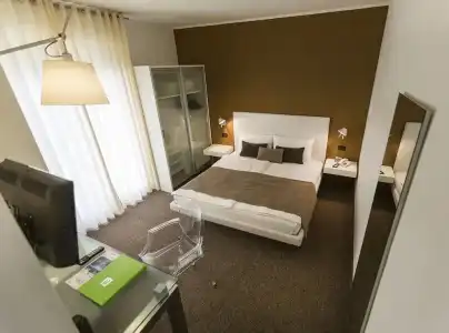 Meridiana - 93