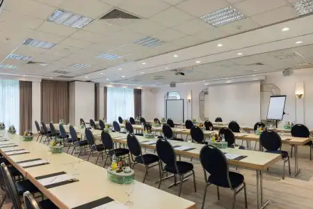 Wyndham Garden Kassel - 15