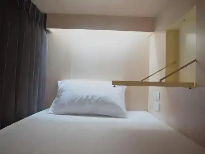 Lamurr Sukhumvit41 (Hostel) - 1