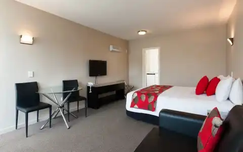 Belmont Motor Inn - 75
