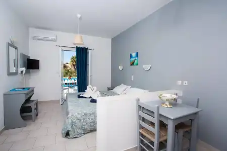 Zoumis Residence - 2