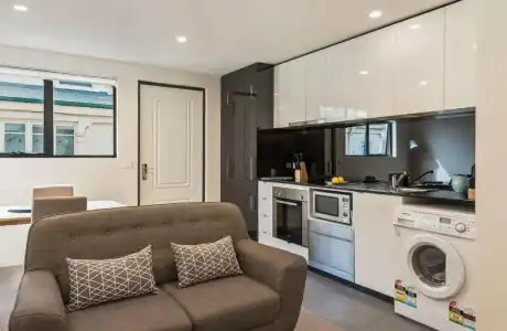 110 Hampden Apartments - 10