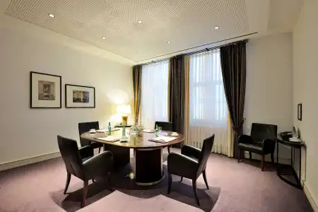 Kastens Luisenhof - 4
